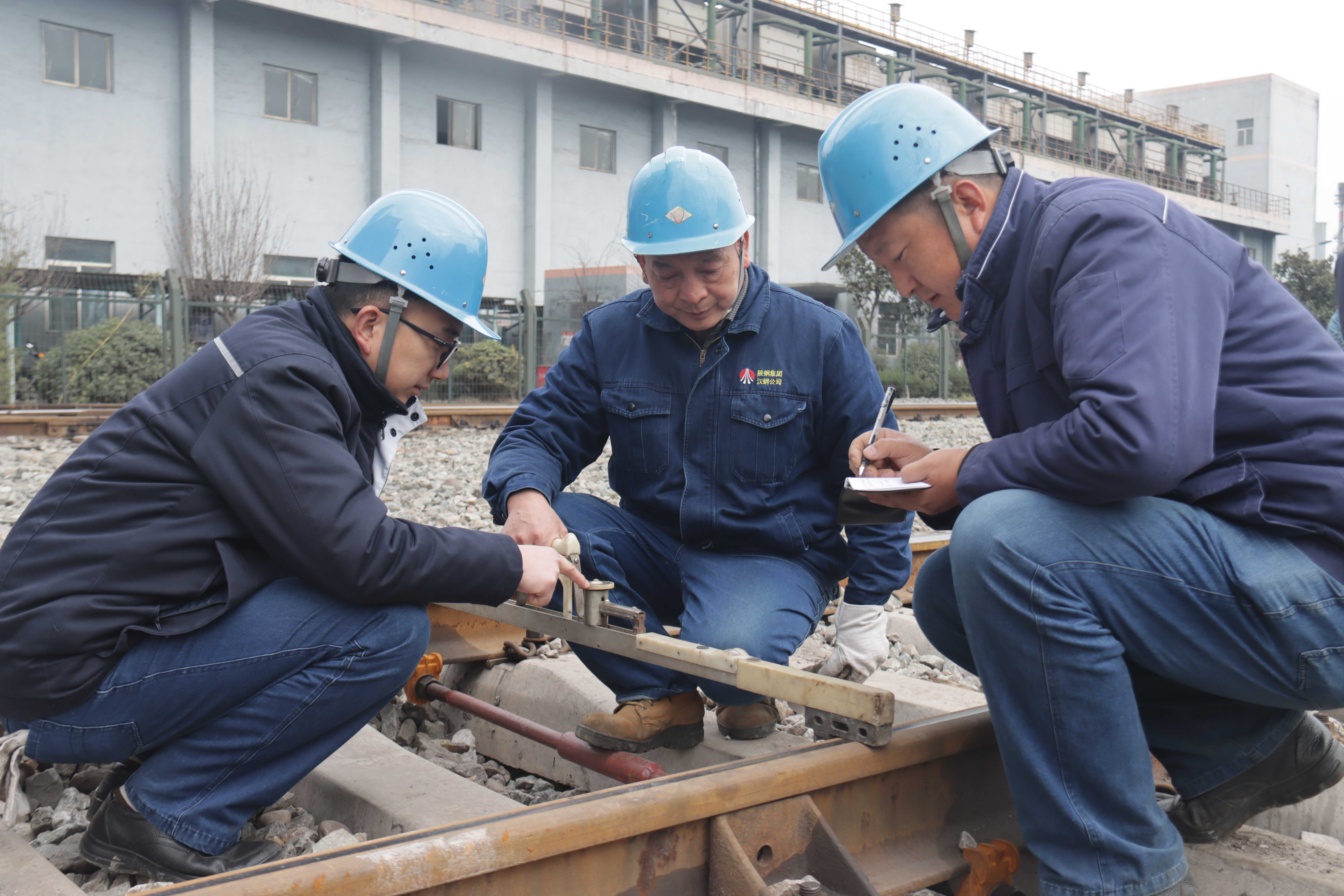 春日里的鋼城奮斗“群像” 春日里的鋼城奮斗“群像”