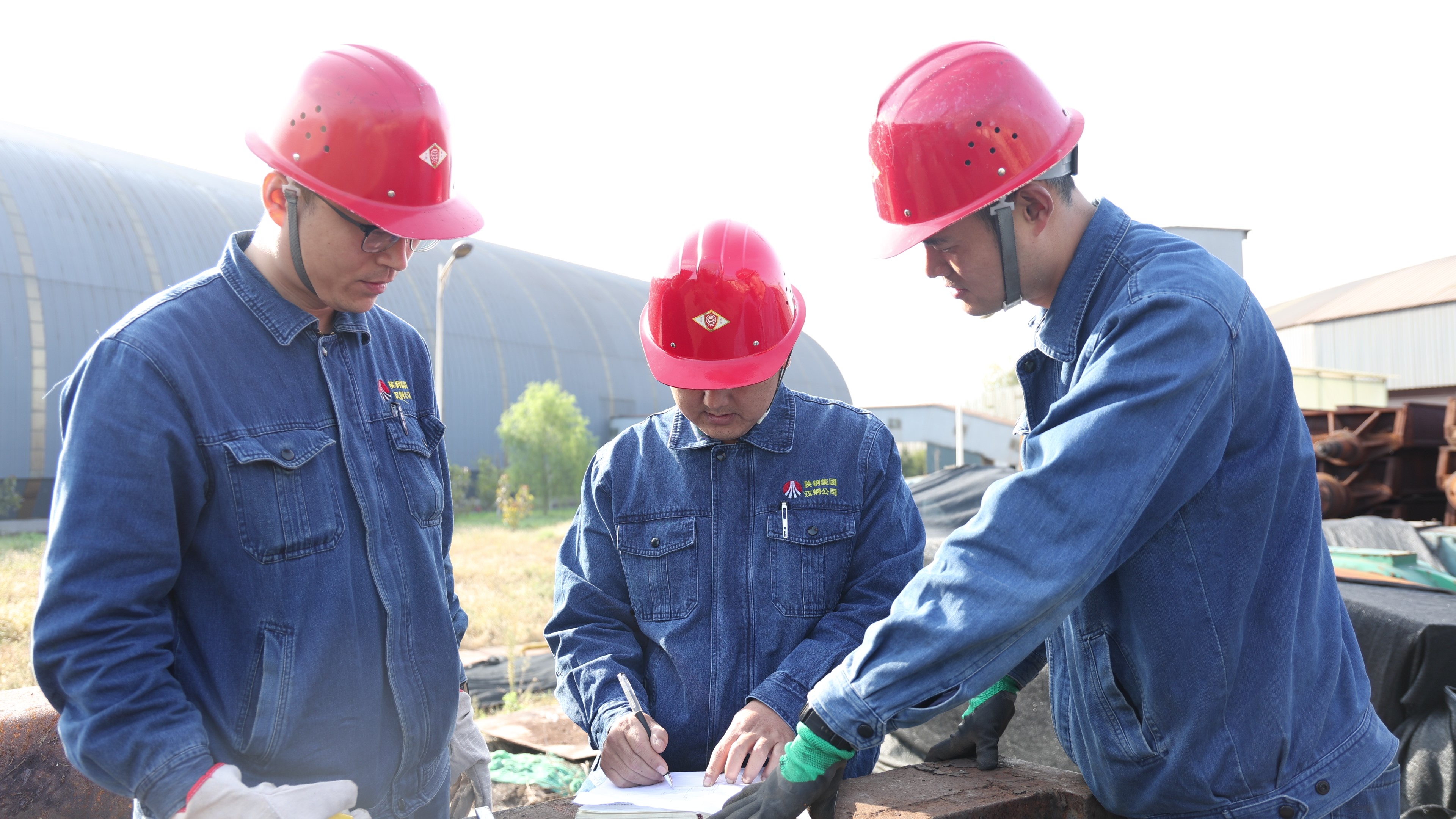 人才匯聚添能 讓春耕“活力風”勁吹 人才匯聚添能 讓春耕“活力風”勁吹