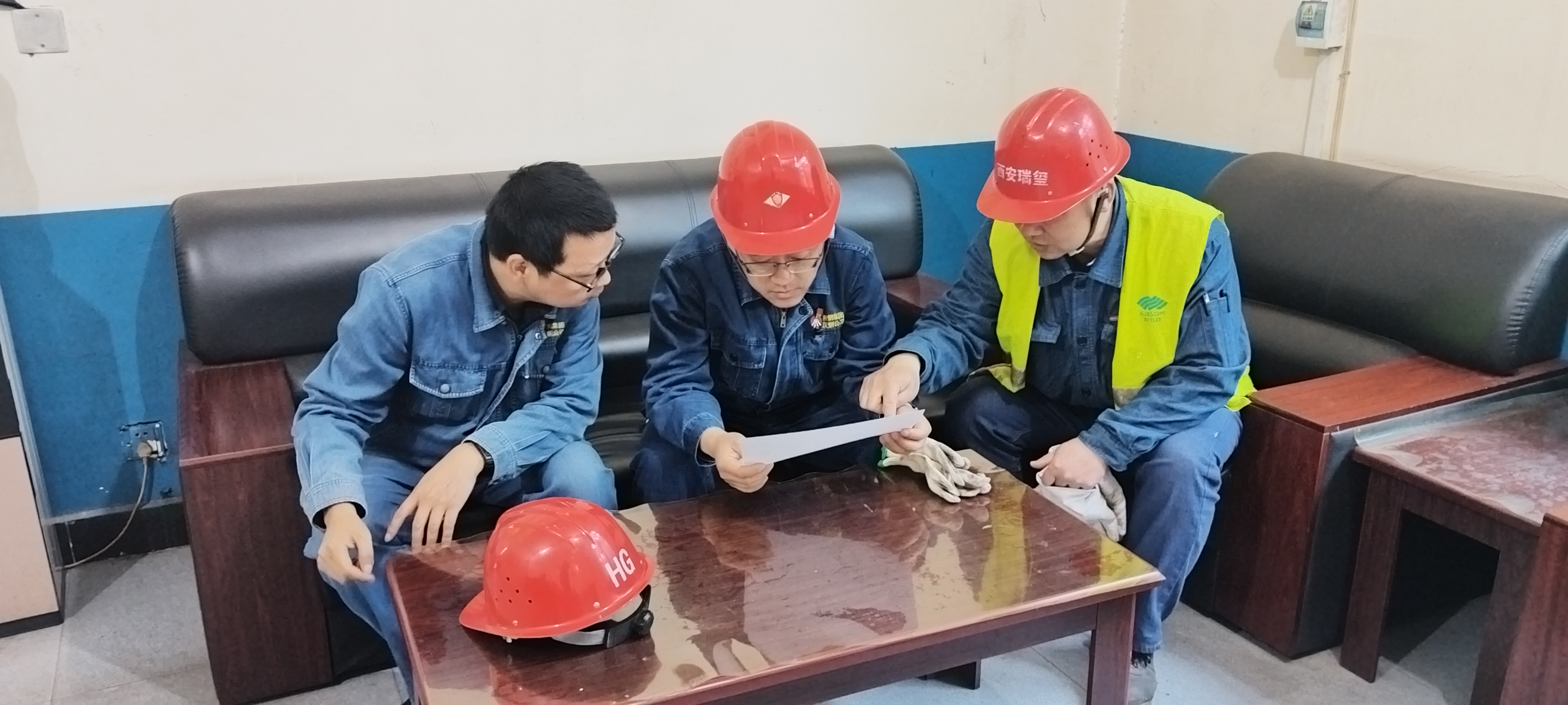 �����ӡ������ܳ��lչ�����ٶȡ�