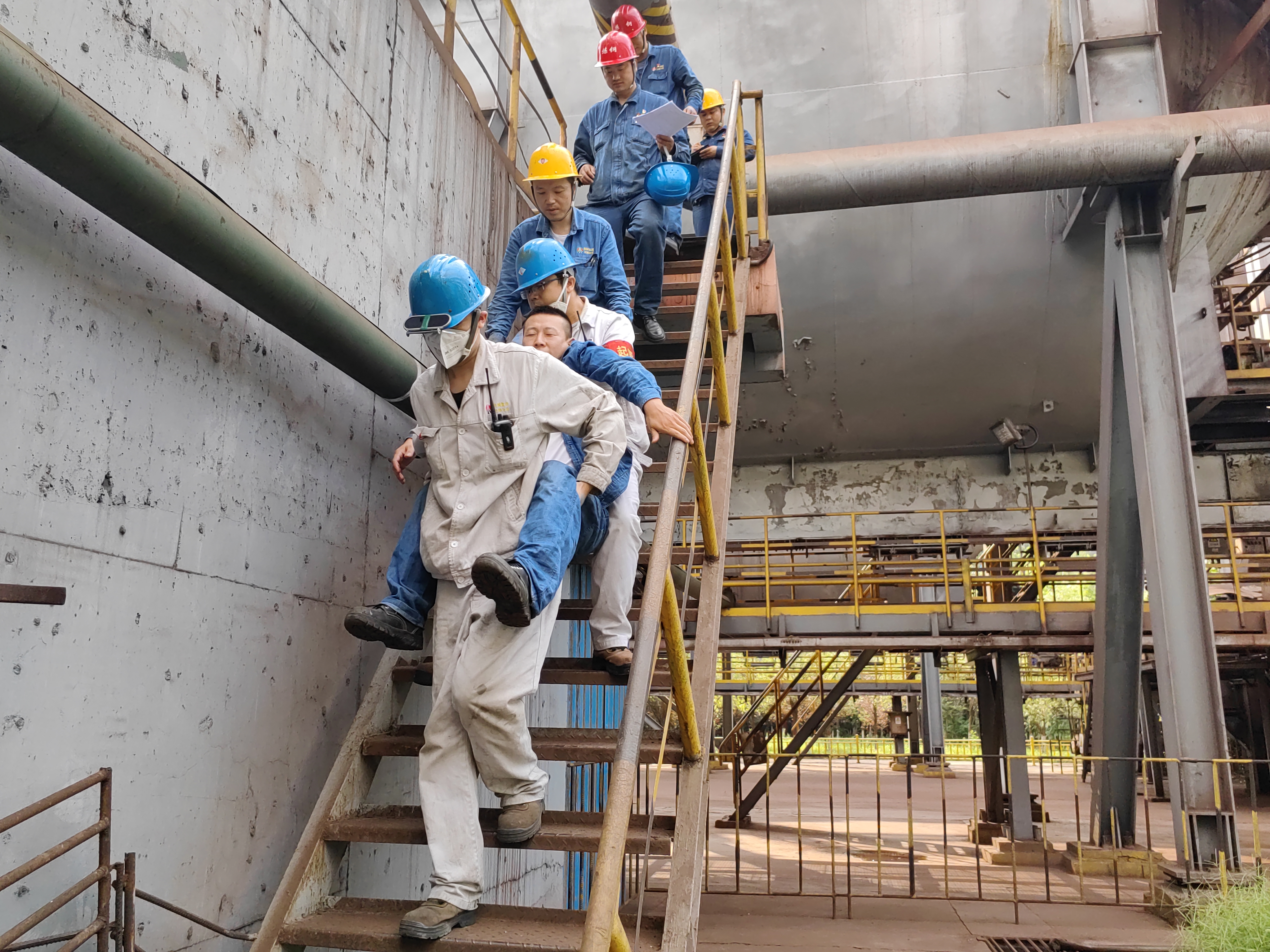 �����ӹ�����������M�������T����