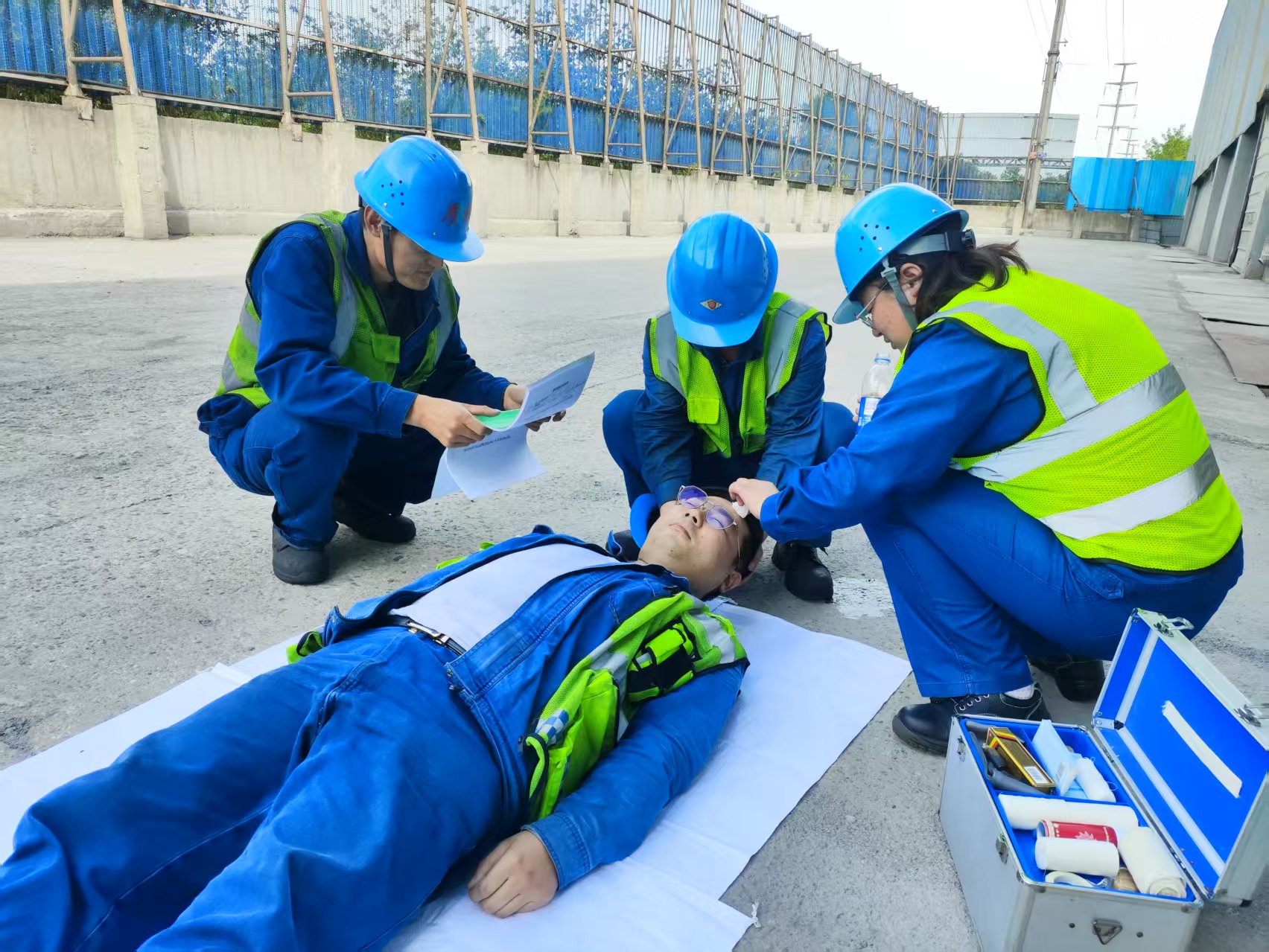 以管理之“手”擠干成本“水分” 以管理之“手”擠干成本“水分”