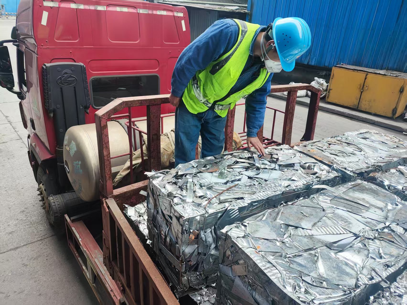 以管理之“手”擠干成本“水分” 以管理之“手”擠干成本“水分”