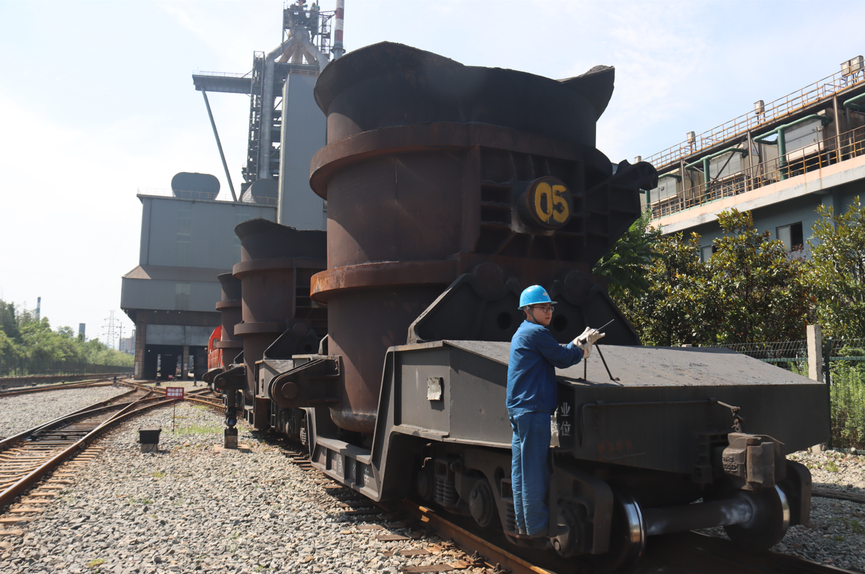 直面“烤”驗,他們“熱”度不減保生產! 直面“烤”驗,他們“熱”度不減保生產!