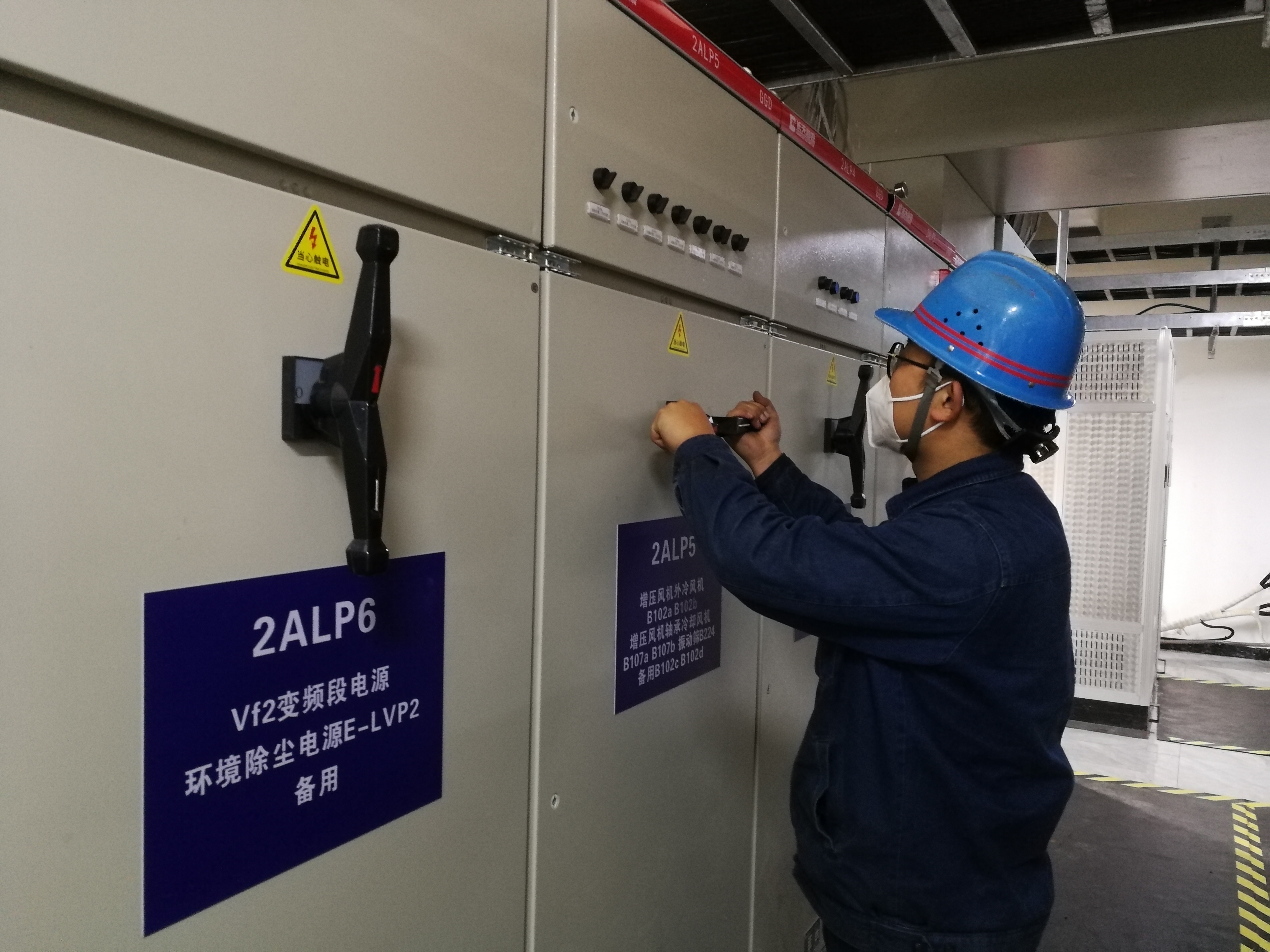 �^��Ŀ���R�ĸ� �Q��Q���ļ���