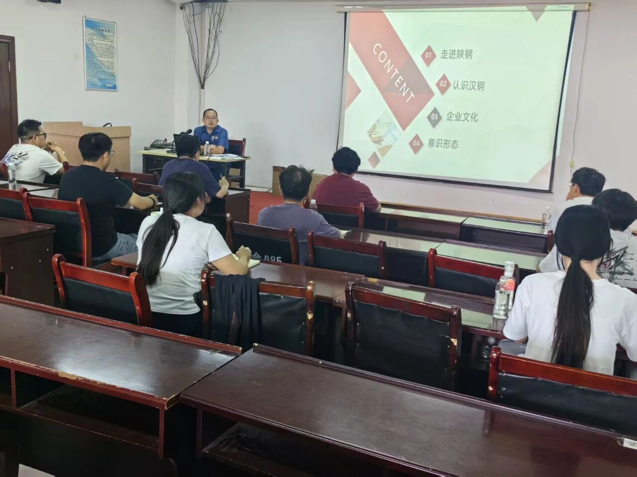 10����(y��u)���W(xu��)���I(y��)�����h䓹�˾