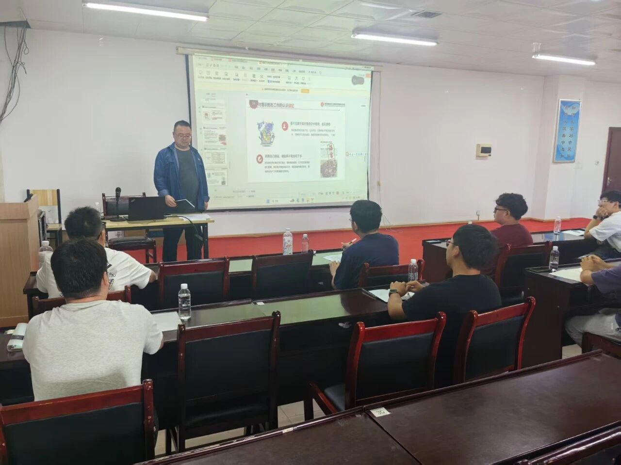 10����(y��u)���W(xu��)���I(y��)�����h䓹�˾