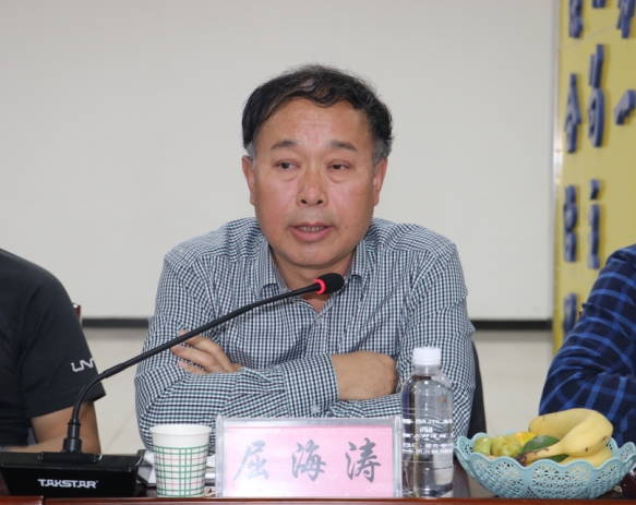 【公司新聞】公司召開(kāi)“喜迎雙節(jié) 共建鋼城”新招錄大學(xué)生座談會(huì) 【公司新聞】公司召開(kāi)“喜迎雙節(jié) 共建鋼城”新招錄大學(xué)生座談會(huì)