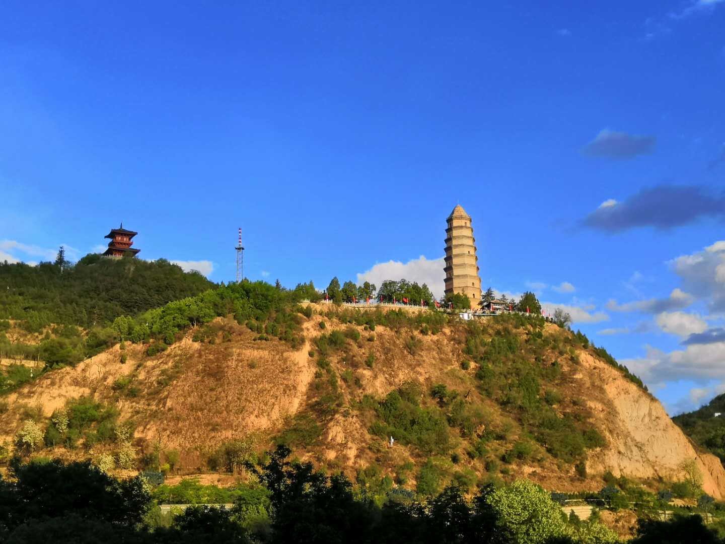 【鋼城文苑】巍巍寶塔山 滾滾延河水 【鋼城文苑】巍巍寶塔山 滾滾延河水