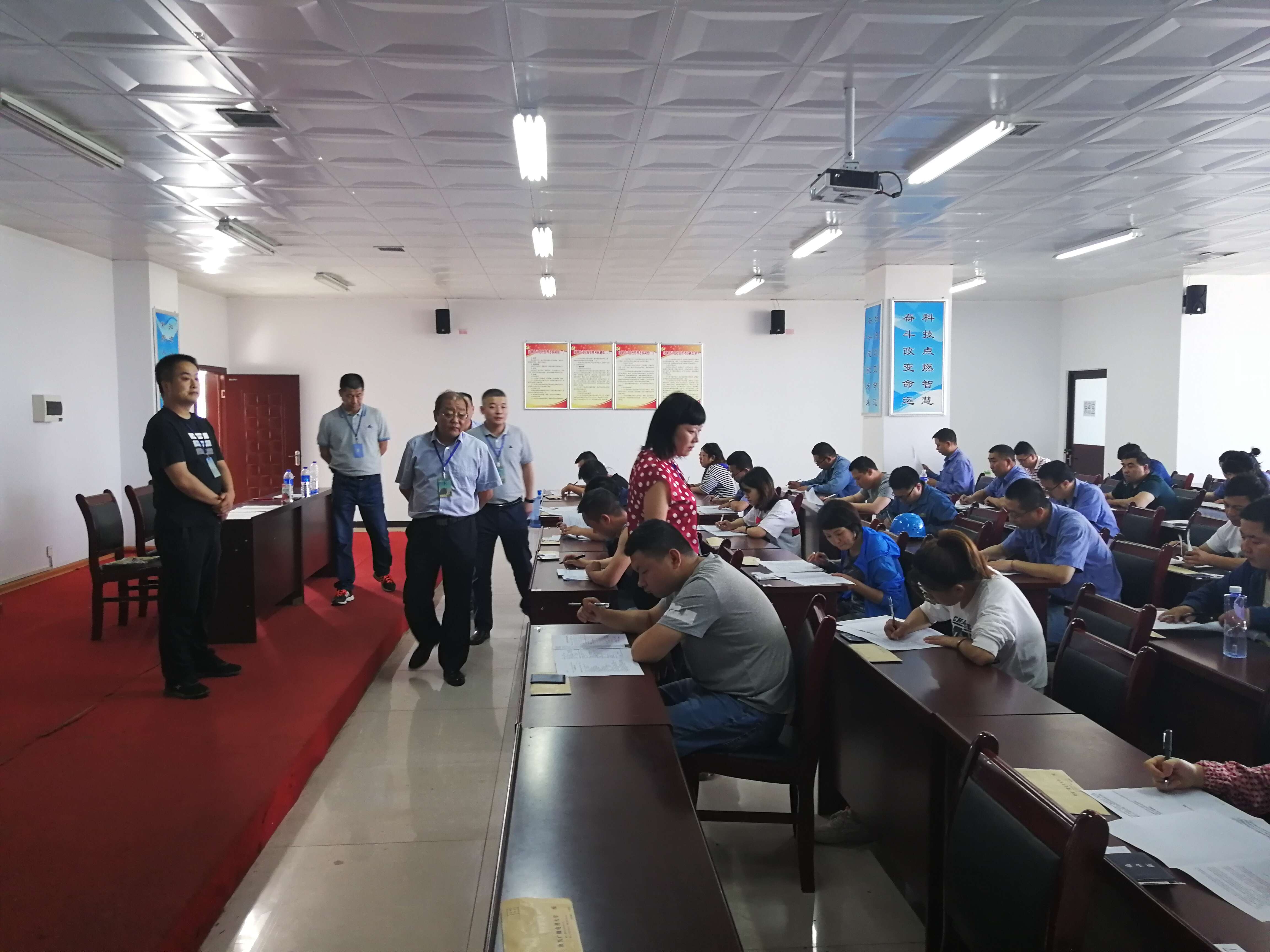 ����֧�˲š��h�늴��״��_�Ž�����������ĩ��ԇ�A�M�Y��