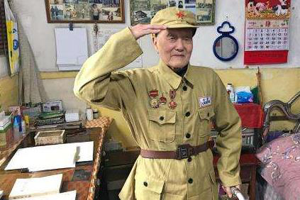 【鋼城文苑】時代楷模   不忘初心