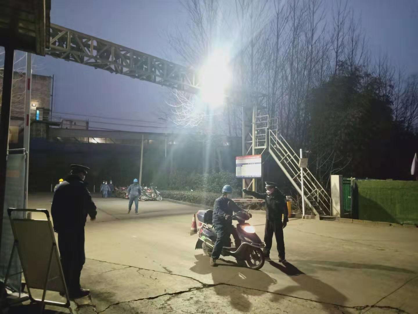 【鋼城文苑】致敬，疫情中最可愛的人