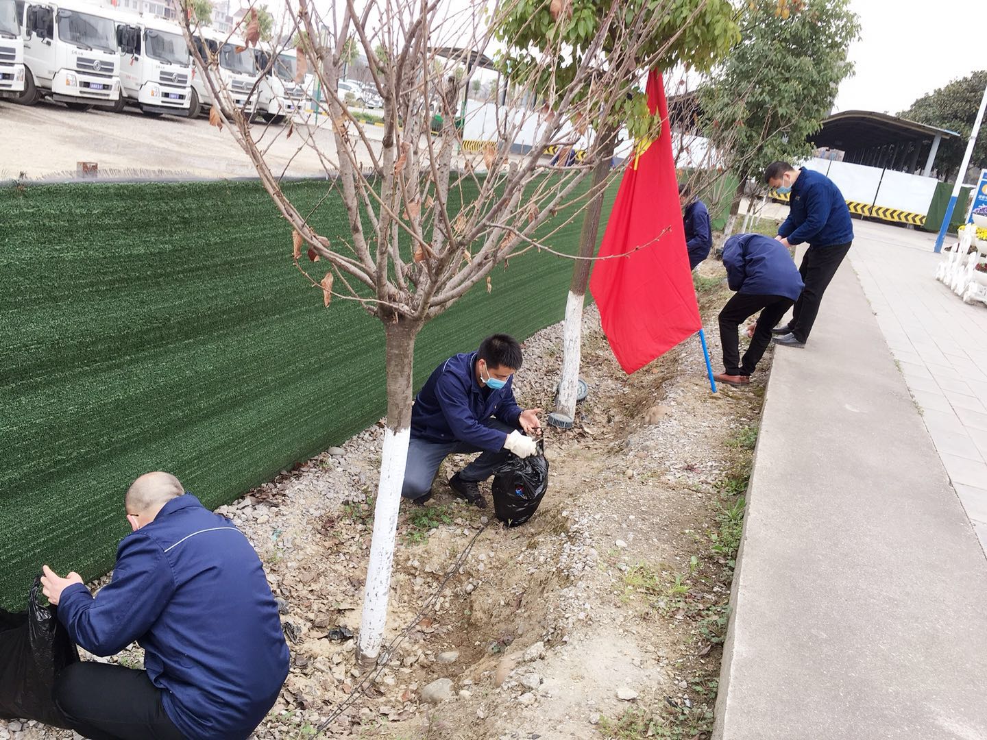 【美麗漢鋼】學(xué)雷鋒、樹新風,機關(guān)四支部在行動 【美麗漢鋼】學(xué)雷鋒、樹新風,機關(guān)四支部在行動