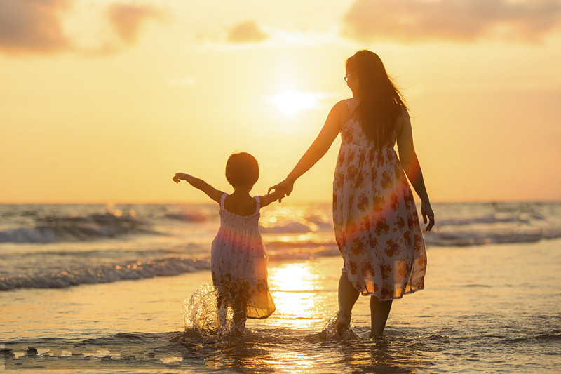 ��ɢ�ġ�ĸ�H����