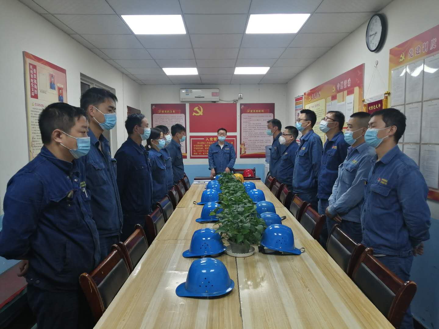 三敲打,奏響“百日安全”交響樂 三敲打,奏響“百日安全”交響樂