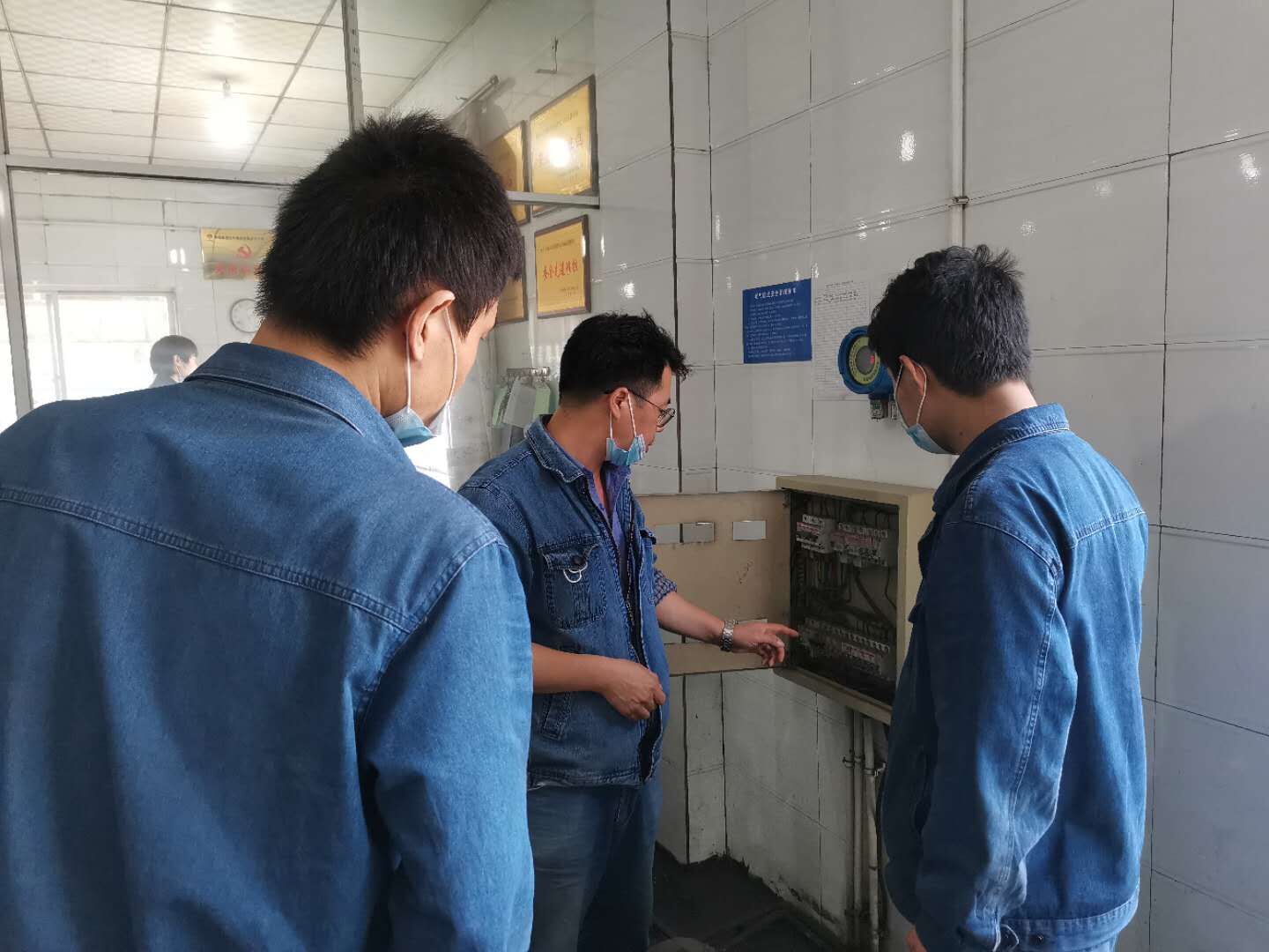 ���һ���죬�ĊZ��ȫ��