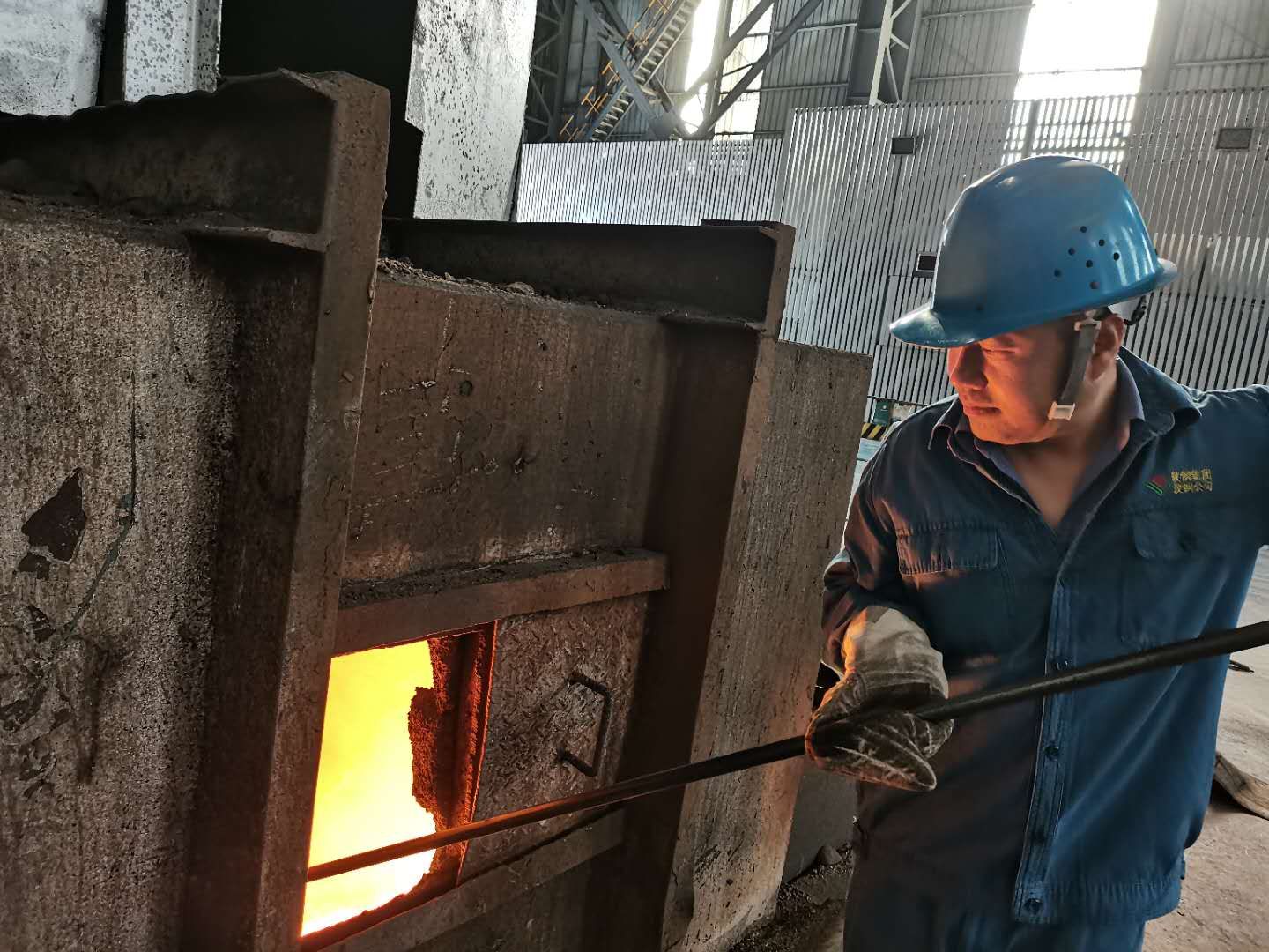 【先進典型】不忘初心的高爐人 ——記漢鋼公司優秀共產黨員程宏亮 【先進典型】不忘初心的高爐人 ——記漢鋼公司優秀共產黨員程宏亮